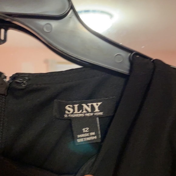 MIDI black with pink and red flowers dress - Picture 6 of 7